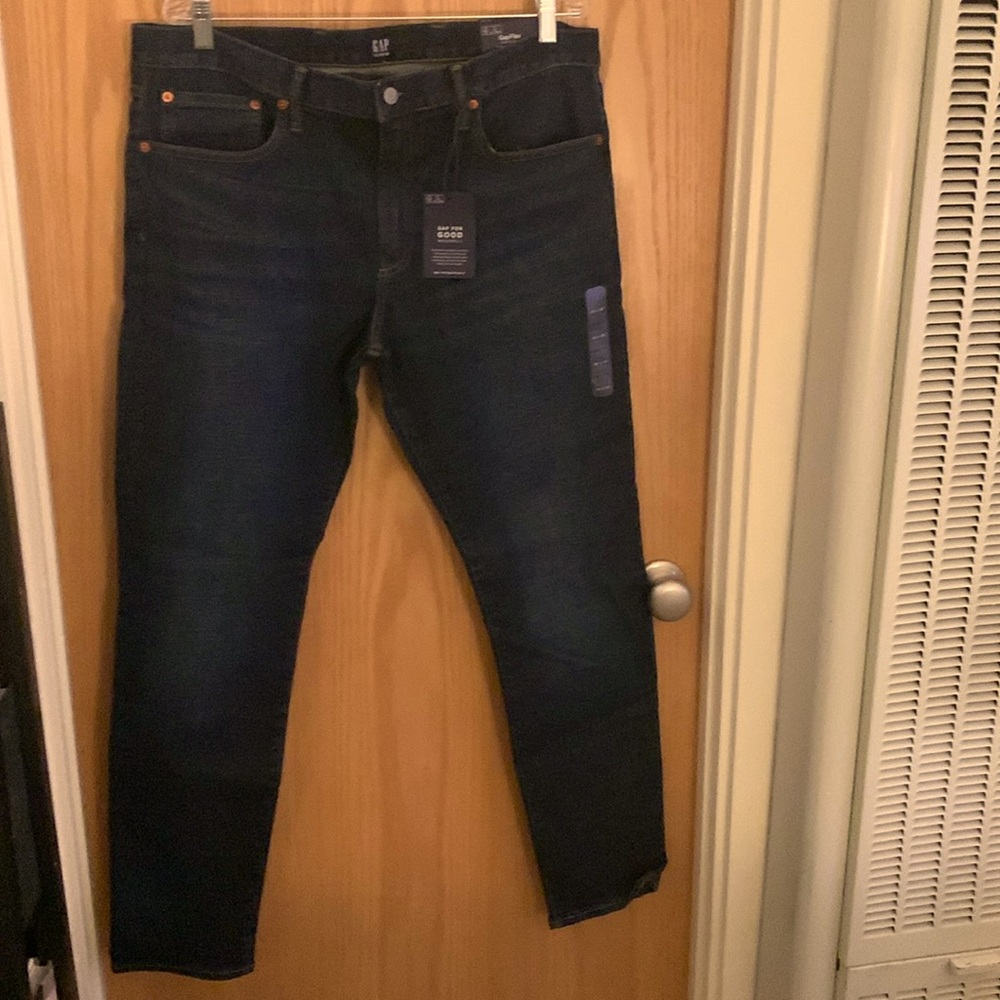 NWT Gap Men’s “Worn Dark” 36x32 Skinny Fit Denim Jeans